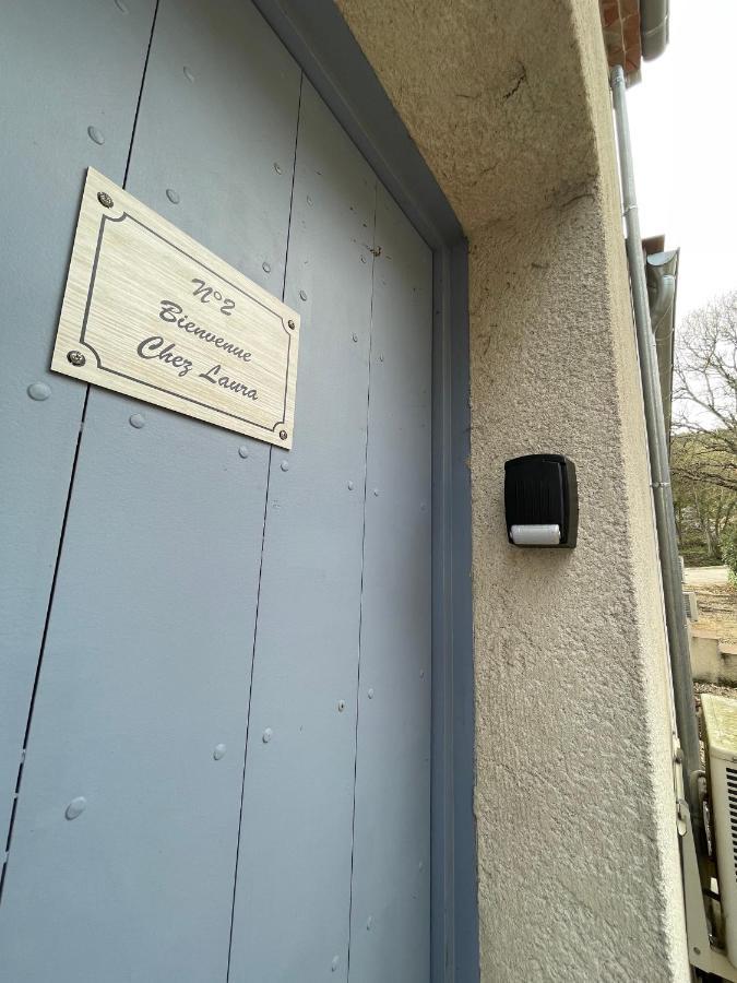 Chez Laura Pres Du Pont D'Arc Vila Salavas Exterior foto